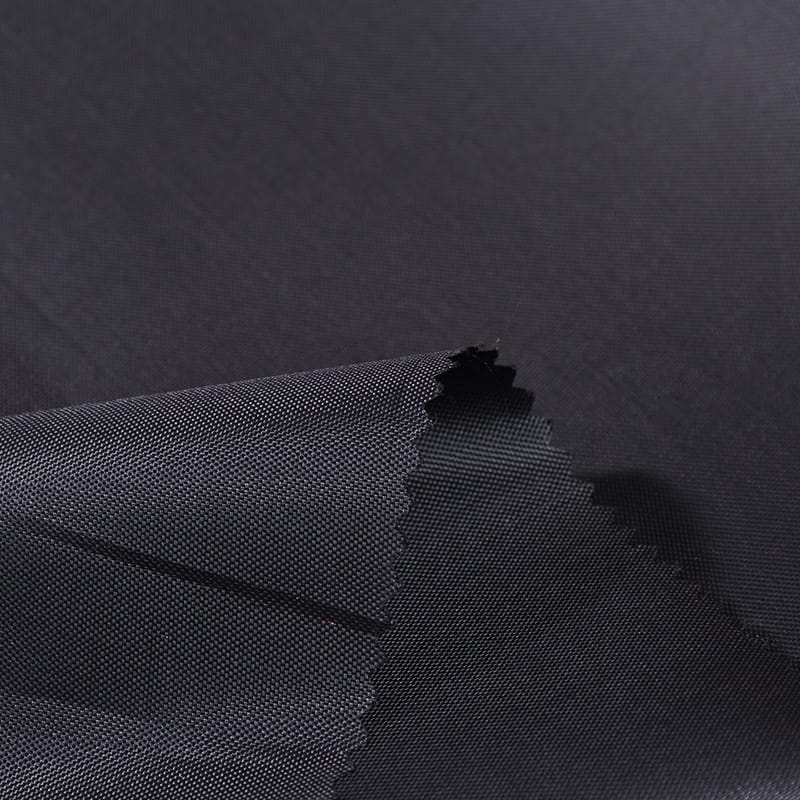 Polyester twill composite fabric: a versatile fashion pioneer